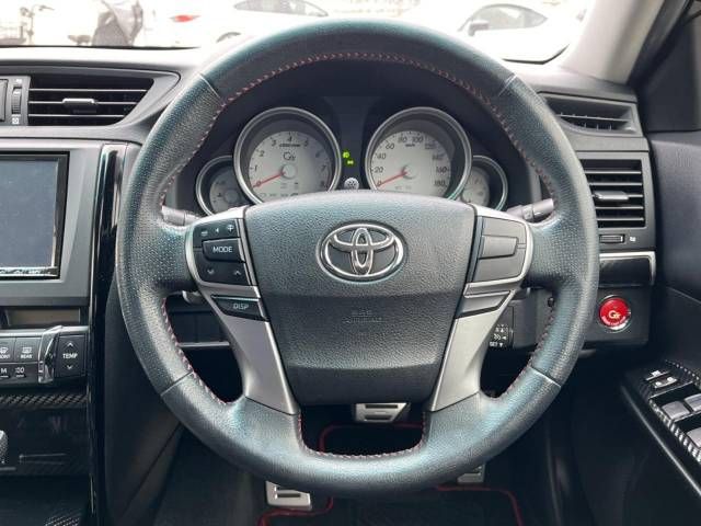Toyota MARK X 2013-02 196037-8