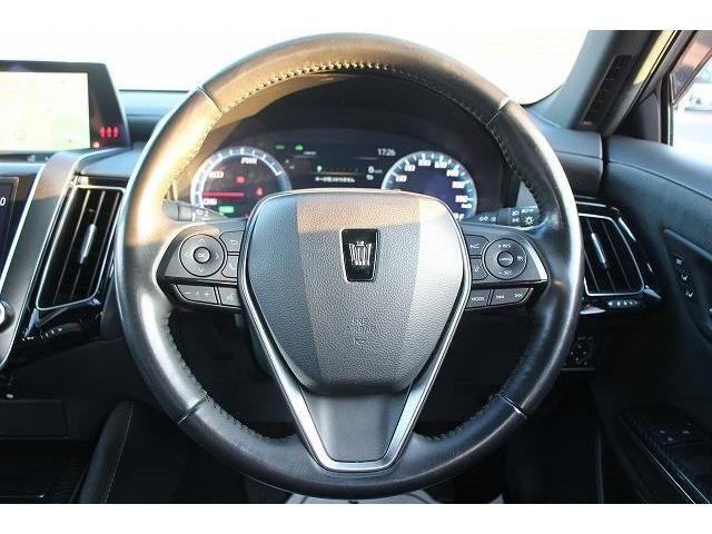 Toyota CROWN SEDAN 2018-10 20337-16