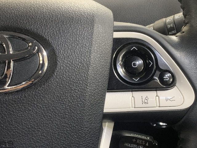 Toyota PRIUS 2016-03 180651-21