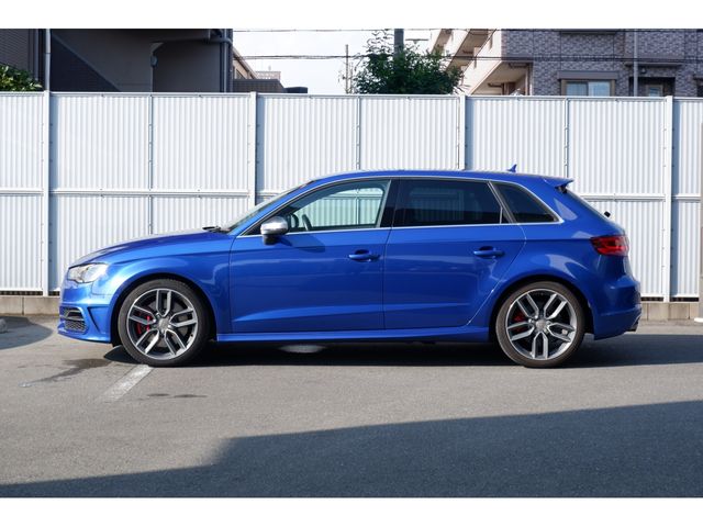 Audi S3 2016-10 181859-1