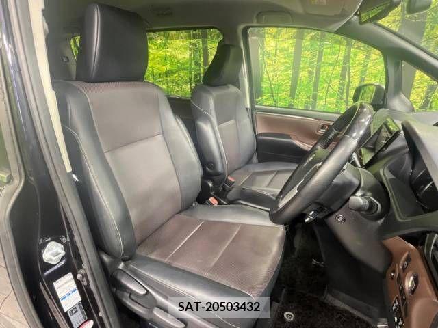 Toyota ESQUIRE 2015-04 374017-8