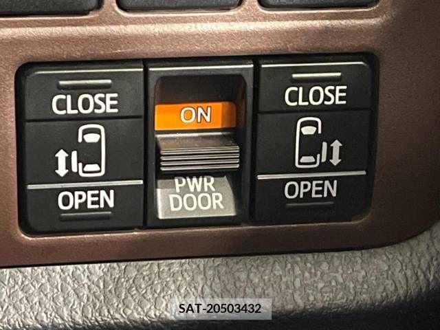 Toyota ESQUIRE 2015-04 374017-6