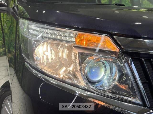 Toyota ESQUIRE 2015-04 374017-13