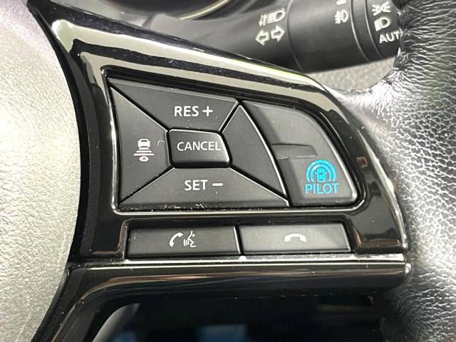 Nissan X-TRAIL 2018-02 20717-5
