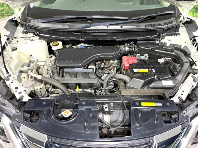 Nissan X-TRAIL 2018-02 20717-18