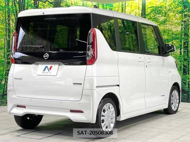 Nissan ROOX 2022-10 216004-17