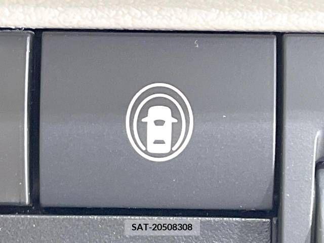 Nissan ROOX 2022-10 216004-3