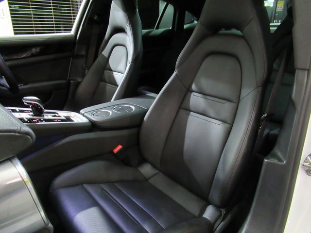 Porsche PANAMERA 2019-12 16670-5