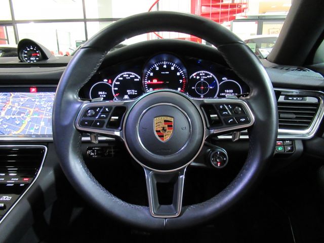 Porsche PANAMERA 2019-12 16670-9