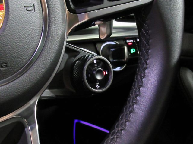 Porsche PANAMERA 2019-12 16670-14