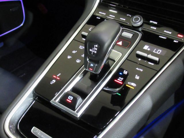 Porsche PANAMERA 2019-12 16670-16