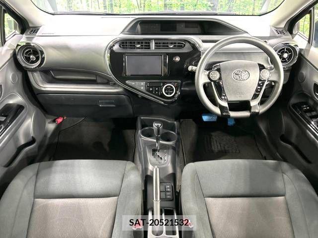 Toyota AQUA 2019-01 314359-1
