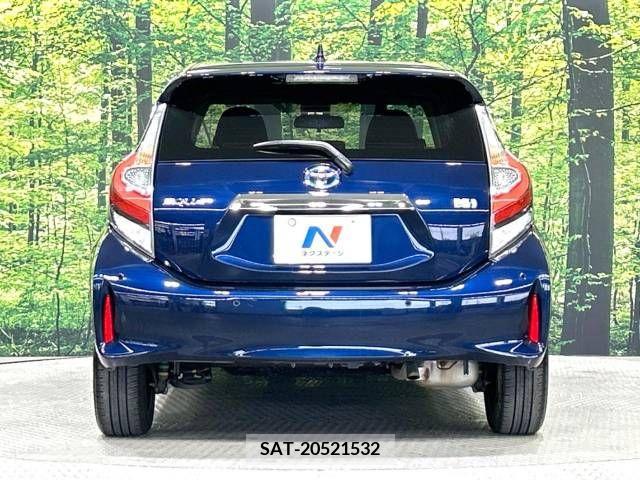 Toyota AQUA 2019-01 314359-15