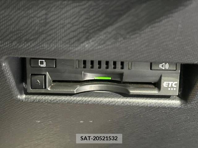 Toyota AQUA 2019-01 314359-5