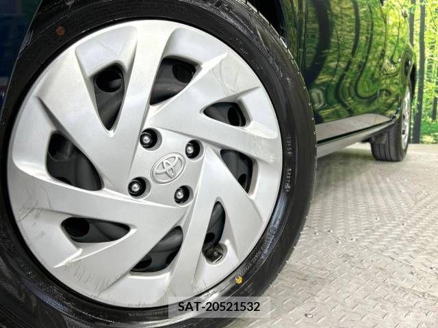 Toyota AQUA 2019-01 314359-13