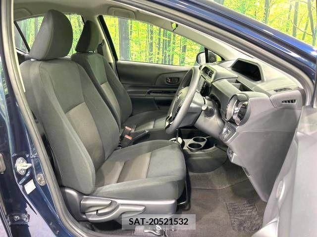Toyota AQUA 2019-01 314359-8
