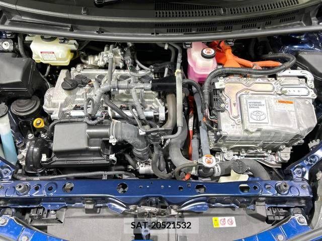 Toyota AQUA 2019-01 314359-18