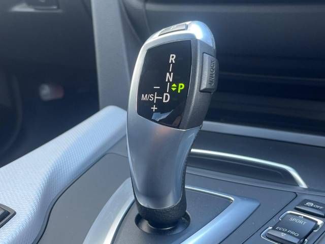 Bmw 3 SERIES 2017-04 27106-11