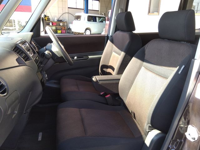 Nissan ROOX 2010-07 24914-15