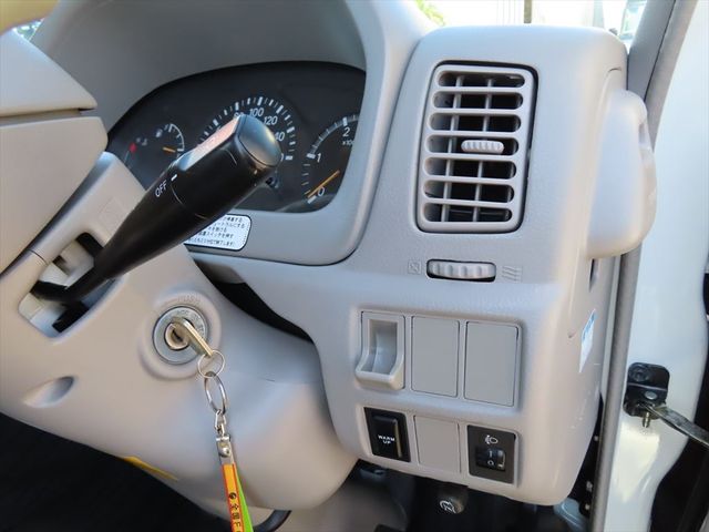 Toyota TOYOACE 2007-04 8605-8