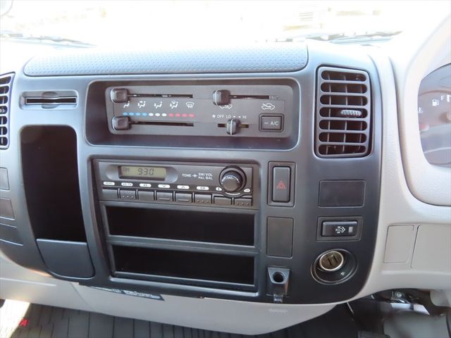 Toyota TOYOACE 2007-04 8605-9