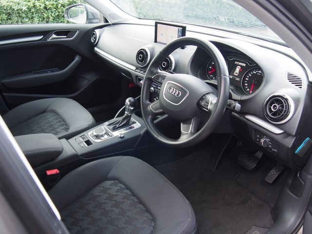 Audi A3 2016-04 193112-3