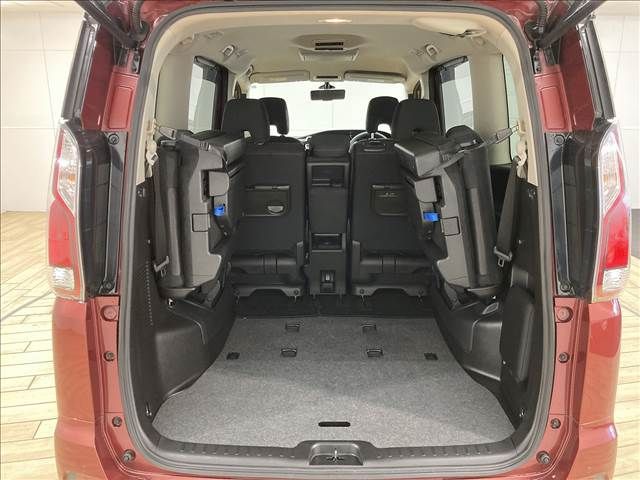 Nissan SERENA 2016-12 17795-13