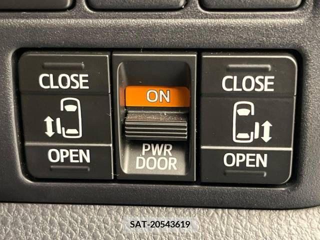 Toyota VOXY 2017-09 350459-4