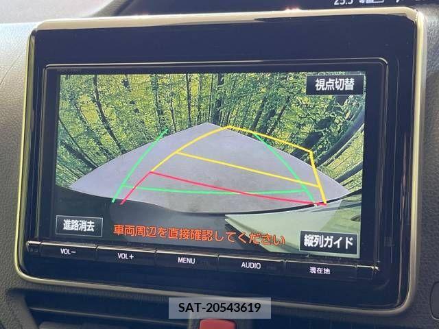 Toyota VOXY 2017-09 350459-3