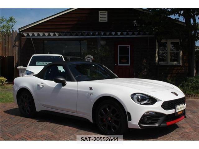 Abarth 124 Spider 2018-02 353175-5