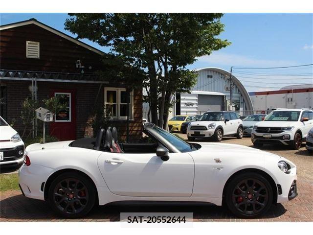 Abarth 124 Spider 2018-02 353175-1