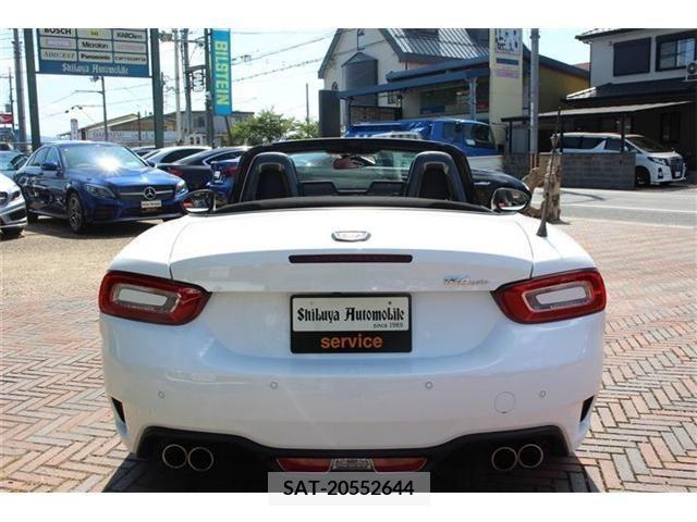 Abarth 124 Spider 2018-02 353175-4