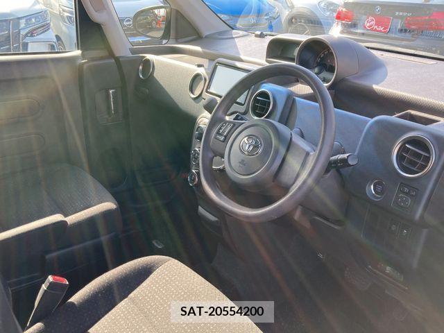 Toyota PORTE 2015-03 313700-1