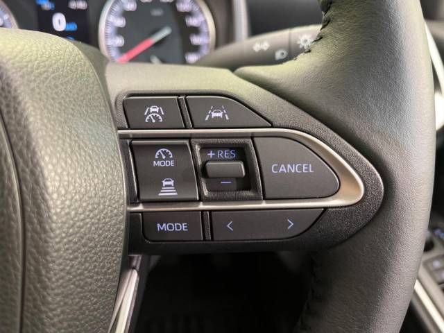 Toyota VOXY 2023-06 194775-6