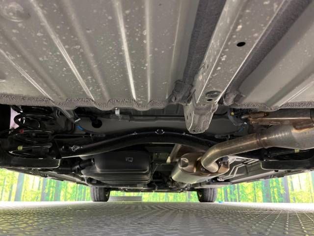 Toyota VOXY 2023-06 194775-19