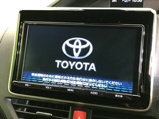 Toyota VOXY 2017-07 187168-2
