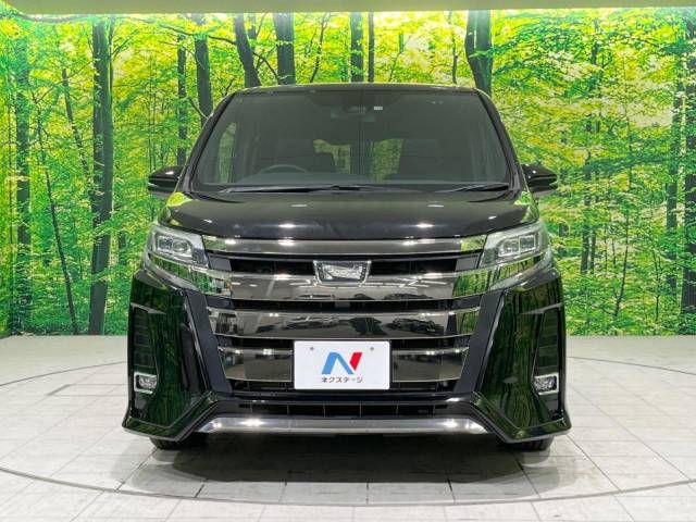 Toyota NOAH 2019-12 196045-15