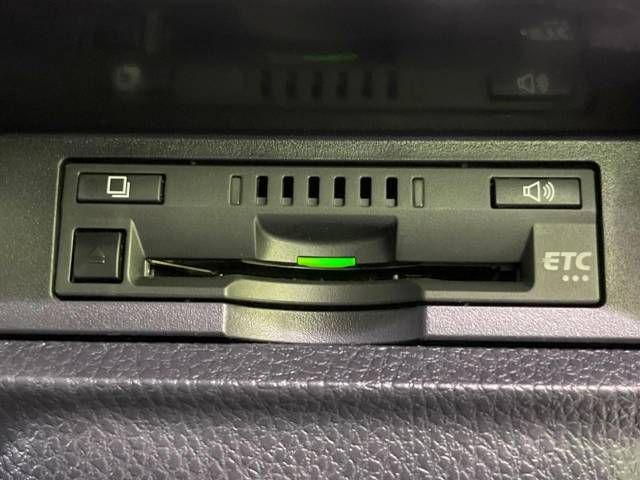Toyota NOAH 2019-12 196045-7
