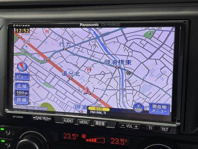 Bmw 1 SERIES 2010-08 182350-2