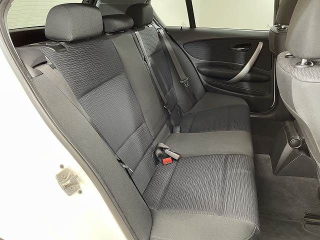 Bmw 1 SERIES 2010-08 182350-5