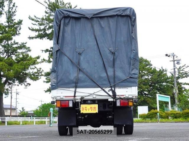 Mazda TITAN 2017-09 310878-6