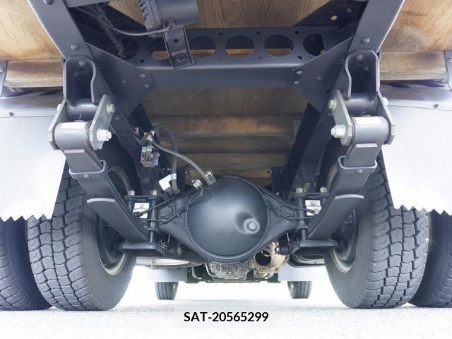 Mazda TITAN 2017-09 310878-4