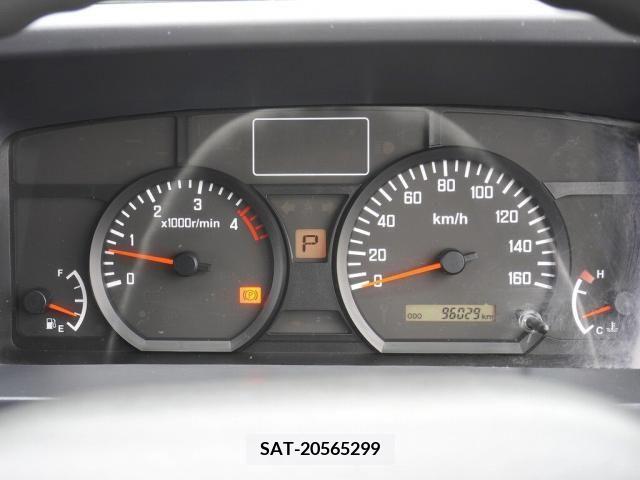 Mazda TITAN 2017-09 310878-1
