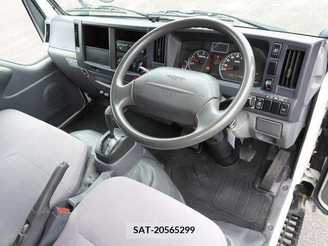 Mazda TITAN 2017-09 310878-0