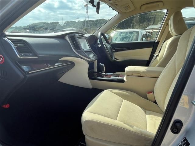 Toyota CROWN SEDAN 2016-01 1218-3