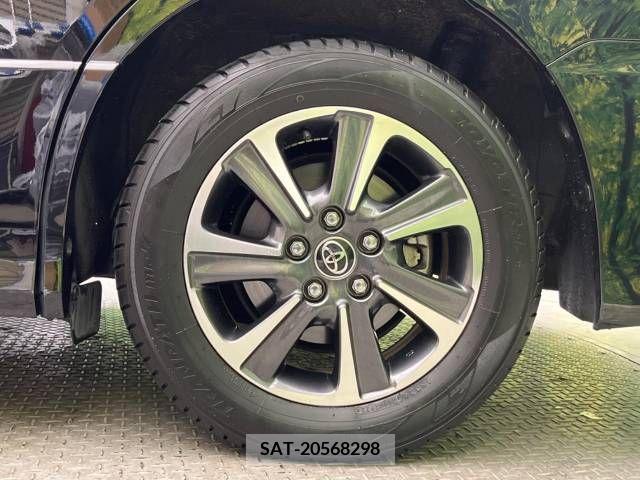 Toyota VOXY 2017-10 289437-13