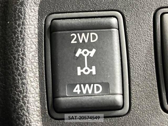 Nissan NOTE 2018-06 224756-5