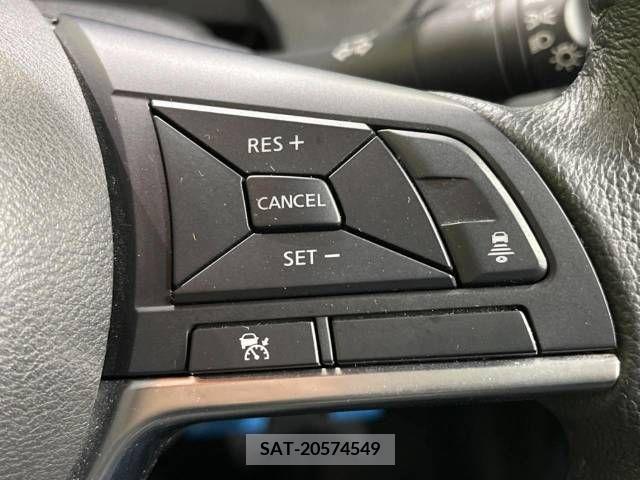 Nissan NOTE 2018-06 224756-4