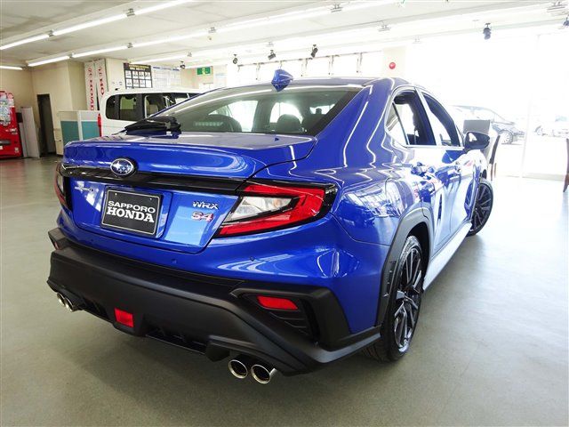 Subaru WRX S4 2022-10 11715-7