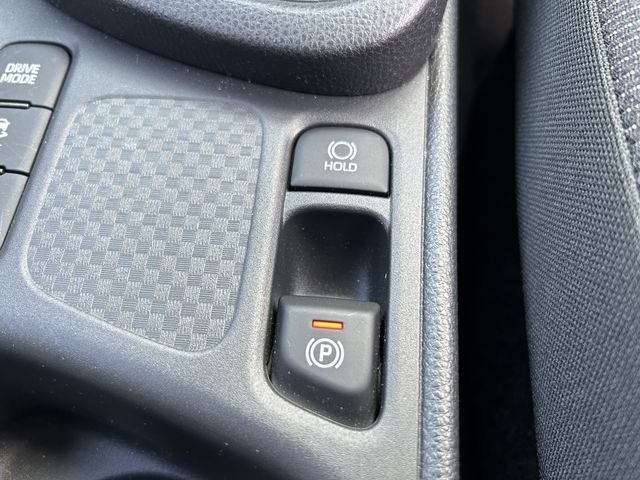 Toyota YARIS CROSS 2021-11 182731-14